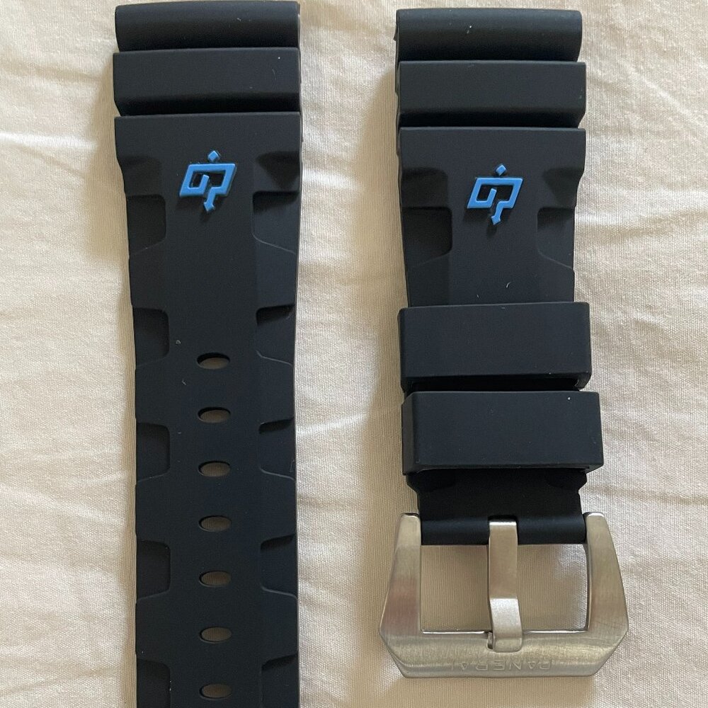 Panerai Rubber Strap Caoutchouc 24 / 22 MM with brushed steel buckle